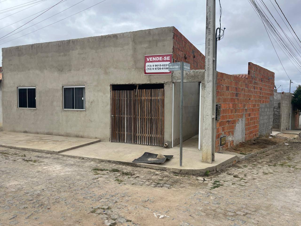 #90 - Casa para Venda em Coronel João Sá - BA