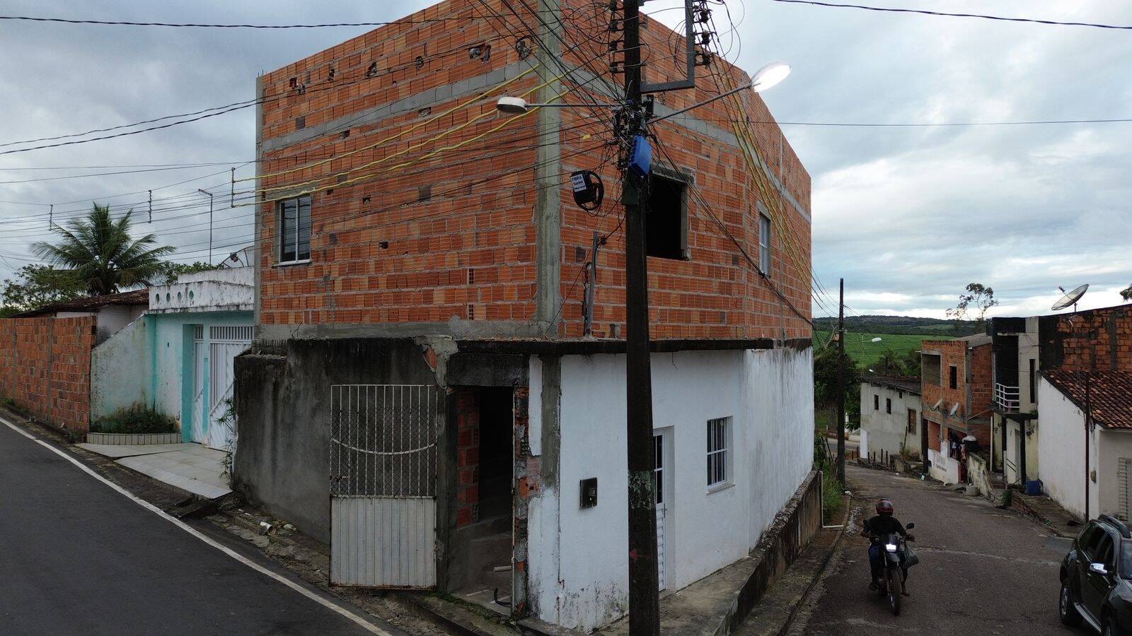 #94 - Casa para Venda em Siriri - SE